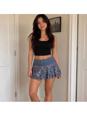 Women's Lucky in Love Gray Patterned Skort with Pink Trim, Size M